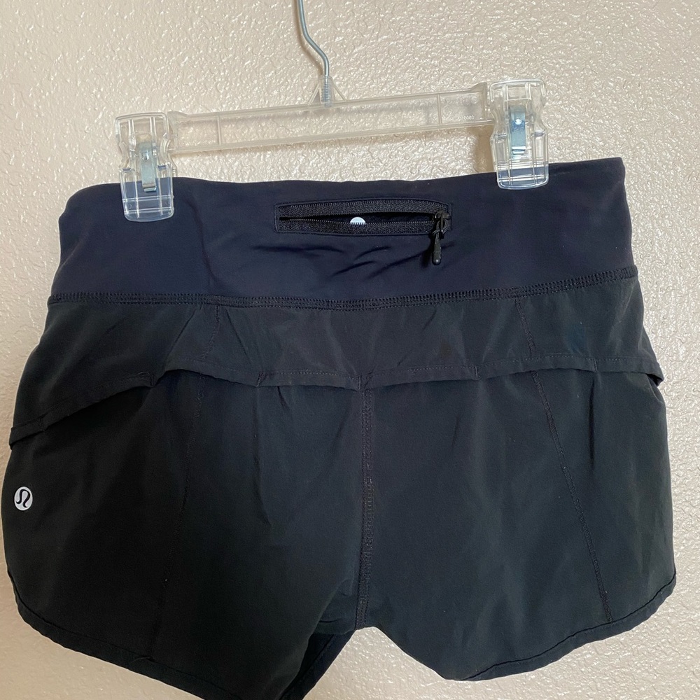 Lululemon speed up short